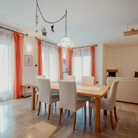 Il Gelsomino-terrazza E Park Apartment